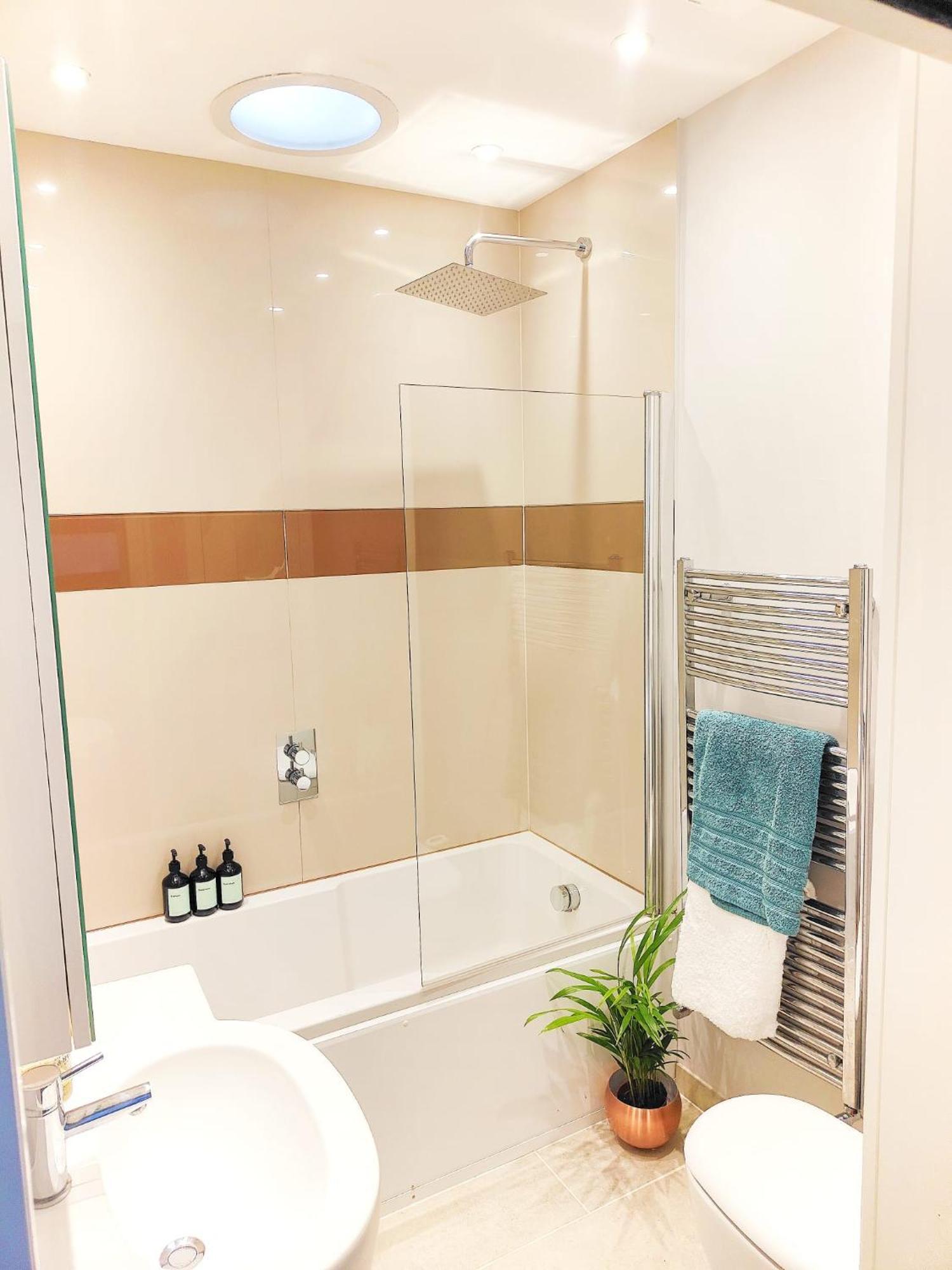 Modern Central Brighton Patio Apartment Μπράιτον Εξωτερικό φωτογραφία